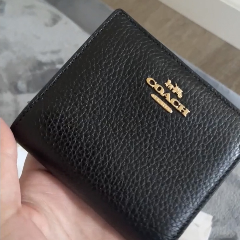 Coach Small Wallet - Picture 2 of 5